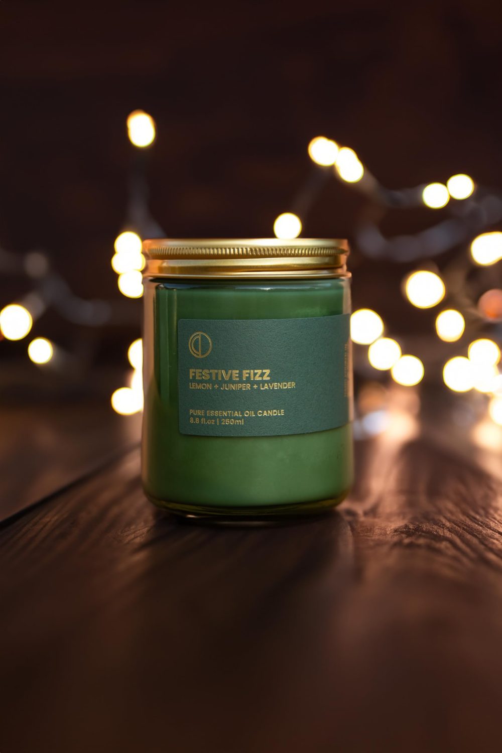 OCTŌ Candle ' Festive Fizz ' Candle | Lemon + Juniper + Lavender |Essential Oil Candle | Long Burning 100% Natural Candle up to 45 Hours | Christmas Candle - Image 2