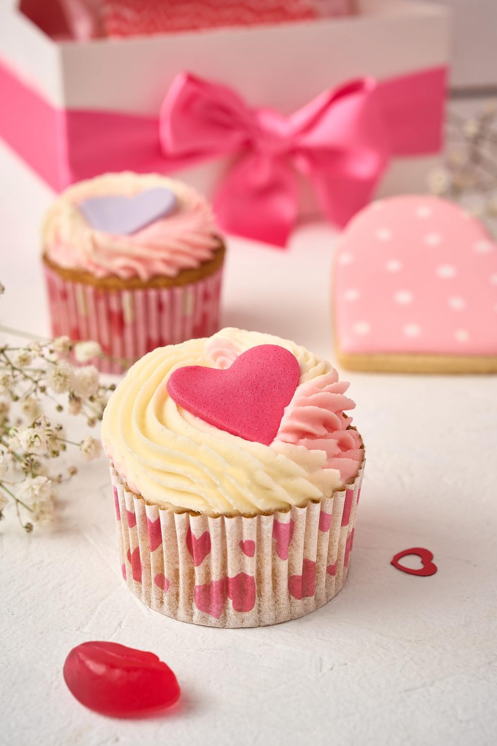 Anniversary House Cupcake Cases, 75 Pieces, Greaseproof Paper Baking Cups, Hearts, J145, White & Pink - Image 3