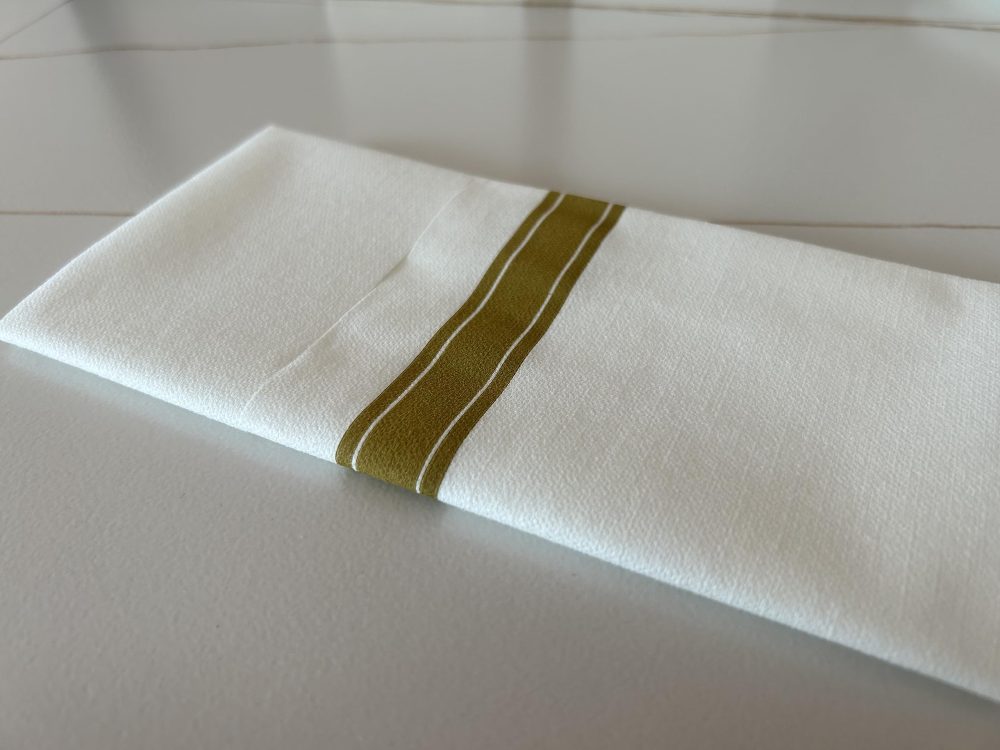 JEBBLAS Disposable Linen Feel Napkins, Built-in Flatware Pocket, Decorative Wedding Napkins with Gold Stripe Print, Folded Party Napkin, Soft, Strong, Absorbent, and Pre-Folded, 50 Pack - Image 3